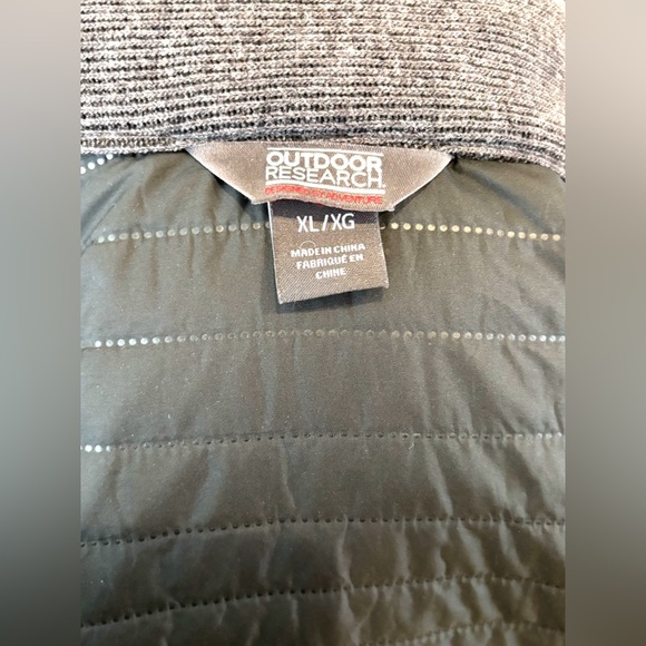 Outdoor Research lightweight hooded puffy winter jacket - Picture 8 of 11